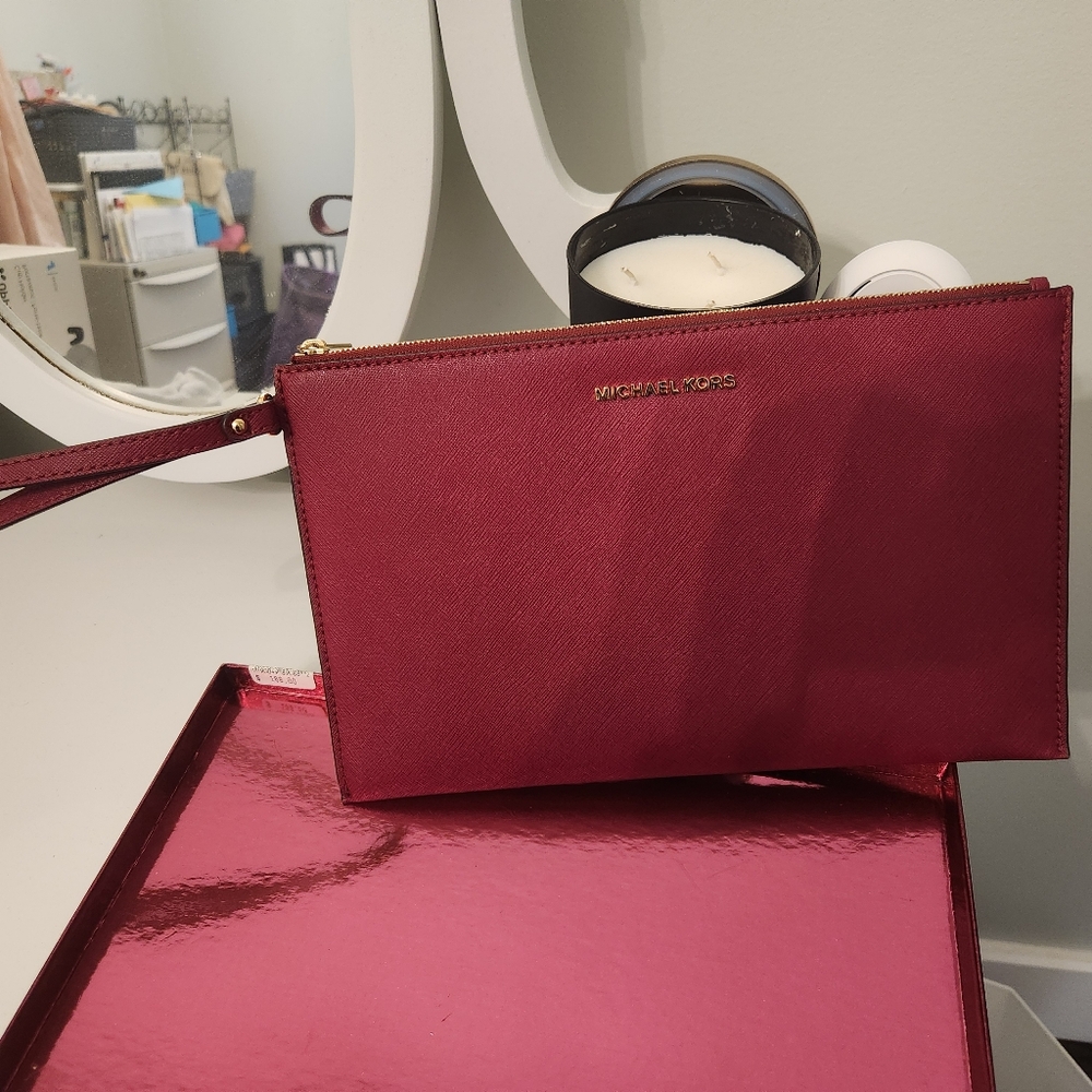 Michael Kors Wristlet